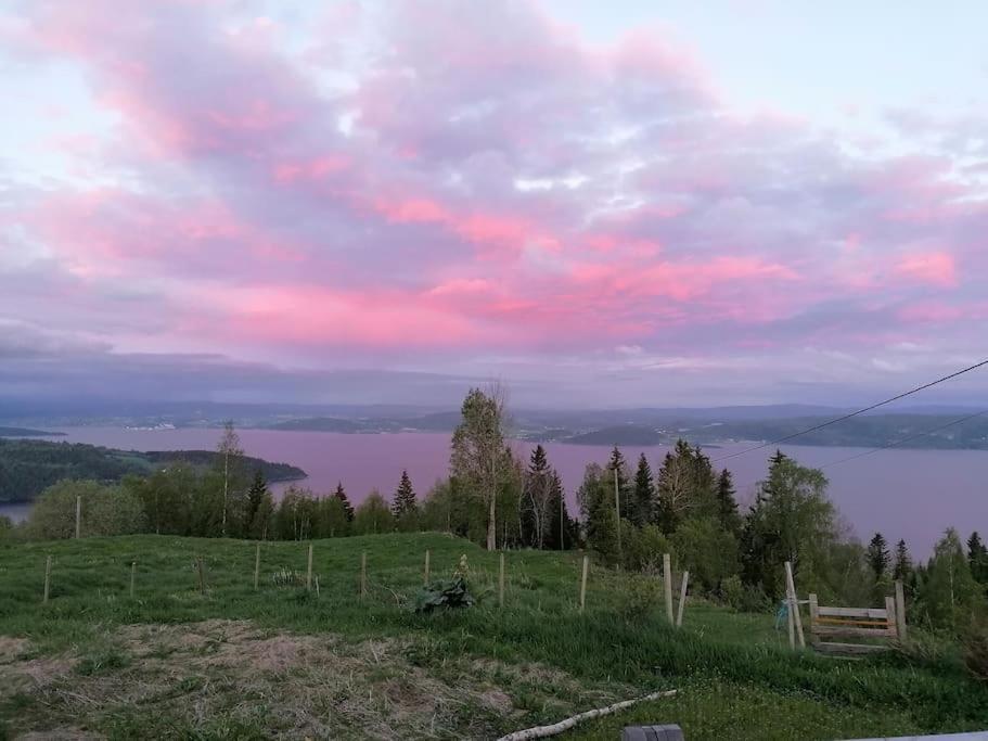 Guesthouse Hamran Mosvik 外观 照片
